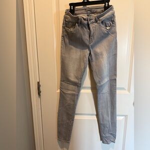 DL1961 Women's Light Gray Skinny Jeans